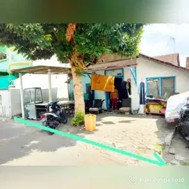 tanah dan bangunan sangat strategis blunyahrejo dekt UGM