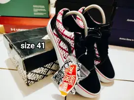 Vand os marvel size 43 baru mulus nominus