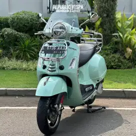 Piaggio Vespa GTS IGET 150 ABS LED TH 2021 Warna GREEN RELAX PERFECT