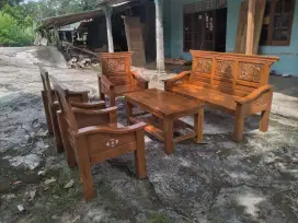 Kursi tamu gajahan