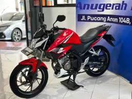 KM RENDAH ! HONDA CB 150 R STREETFIRE TH 2018