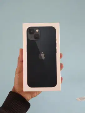 iPhone 13 128GB Midnight