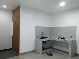 Tukang keramik meja dapur