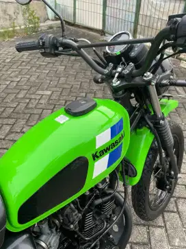 KAWASAKI W175 2022 TR CASH//CREDIT DP HANYA 2 JUTA ANGSURAN RINGAN