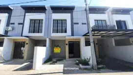 Rumah Baru Babatan Pantai di Regency One Lebar 5 meter