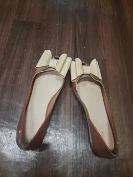 SEPATU MELISA UKURAN 40