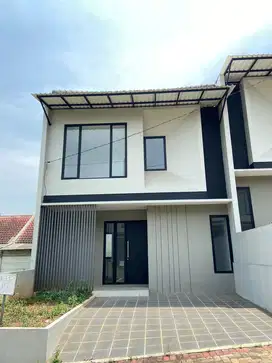 Rumah 2 Lantai 5 Menit ke Tol Sawangan Depok