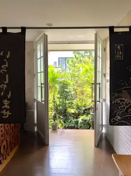 DIJUAL KEBAYORAN SYMPHONY RUMAH CANTIK HOMIE SIAP HUNI GARDEN VILLAS