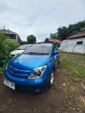 For Sale Toyota IST 2004