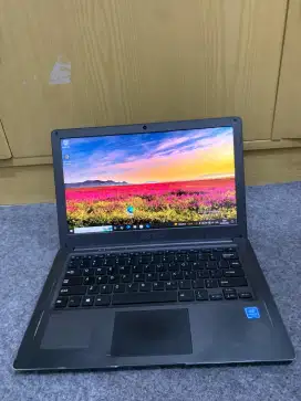 Laptop axio ram 8 SSD 256