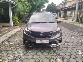 MOBILIO 2018 RS CVT