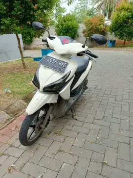 Honda Vario Led 110 Tahun 2014 Warna Putih