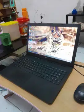 Laptop HP 15DB0005AU layar lebar slim model
