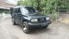 Suzuki Sidekick tahun 97