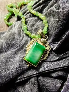 Liontin giok ,kalung batu asli