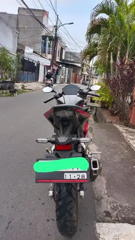 DIJUAL HONDA CBR150 MULUS JARANG ADA ODO KM RENDAH_DARI PADA BELI BARU