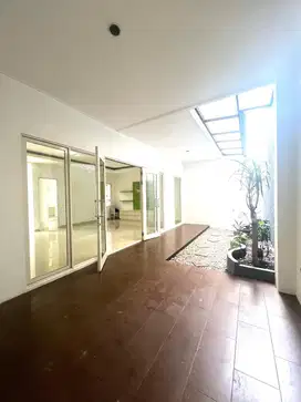 Dijual Cepat Rumah Siap Huni di Kebayoran Bintaro Sektor 7 TK- 16040