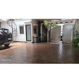 For Sale House in Kemang Timur 14, Flood-Free, Cheap Below NJOP