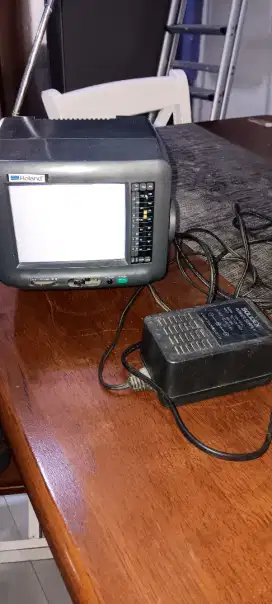 TV mini Jadul ANTIK , TV dan Radio