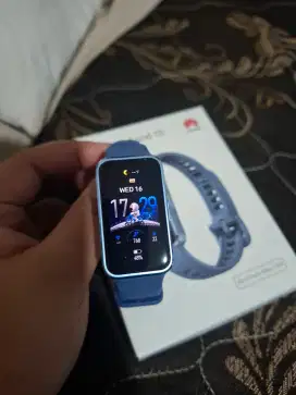 Huawei band 10 aluminium blue, msh baru blm ada 1 bulan