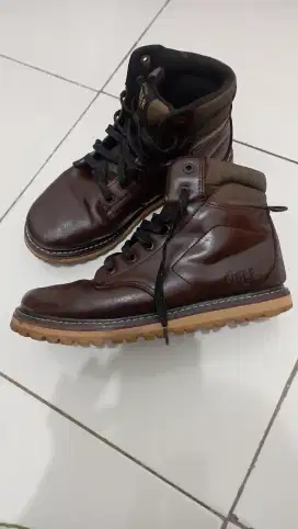 sepatu Eiger 1989 siap pakai muncak