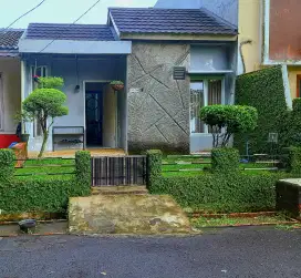Dijual cepat nego rumah nature industrial artistik minimalis dgn isi