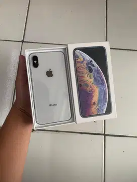 iPhone xs 64 gb inter