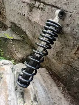 Shock Belakang Beat / Vario