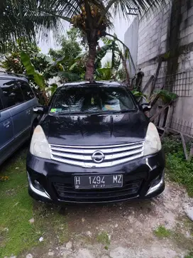 Nissan Grand livina 2012 Bensin