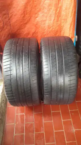 Ban copotan S.claas mechlin pilot sport3 MO 285/35 R20 90% 2022..2pcs