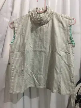 vest sage green