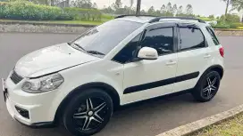 Suzuki SX4 X-Over RC1 AT Matic 2011