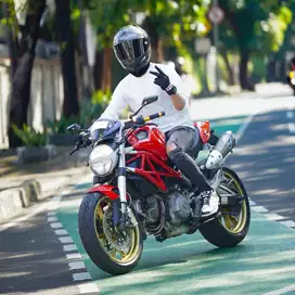 Ducati Monster 795 Red 2012