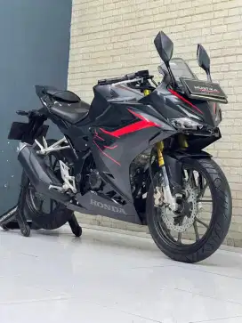 Odo 11rb Istimewa!!Honda CBR150R ABS 2022 N Asli Pajk Baru-Mustika