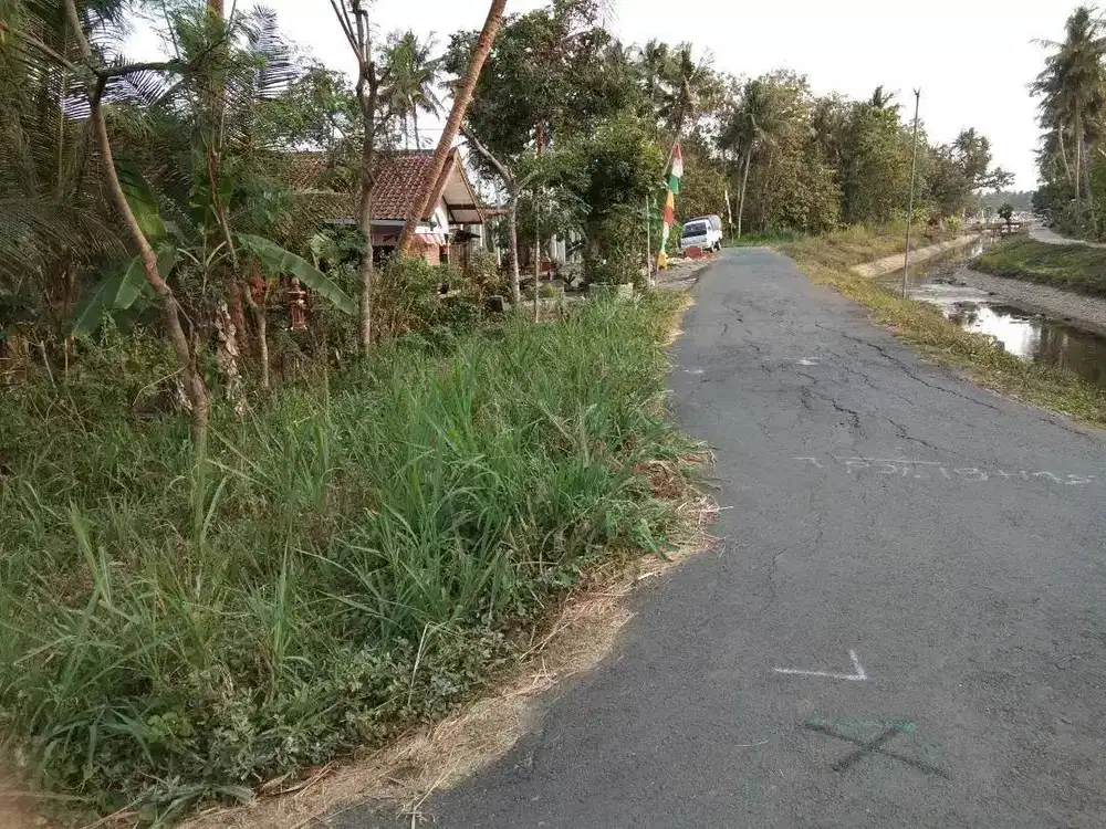 Dijual tanah strategis 2 jt/ m2