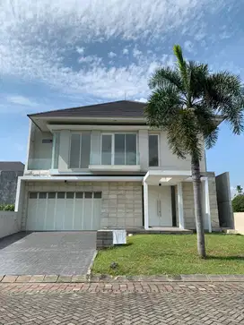 DIJUAL RUMAH CITRALAND RAFFLES GARDEN MINIMALIS MODERN BARU GRES