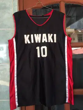 Jual Jersey Basket ukuran S-M kondisi terbaik