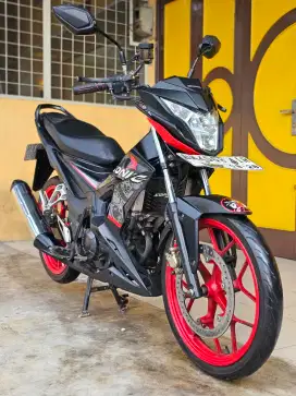 Honda Sonic / Sonic 150R 2019, Black Premium Metalic.