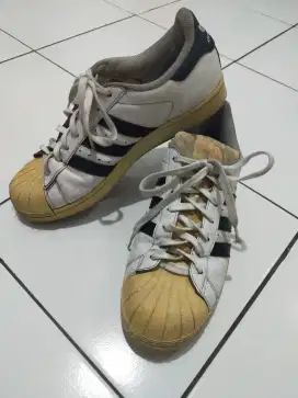 Sepatu adidas superstar ori size 44