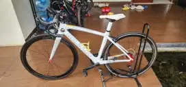 Sepeda road bike colnago CLD