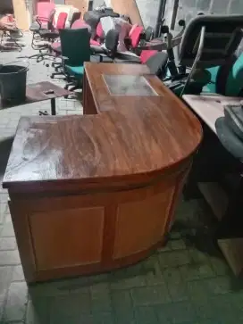 Meja resepsionis,meja L