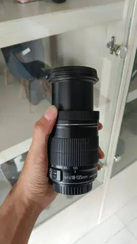 LENSA CANON 18-135MM IS II