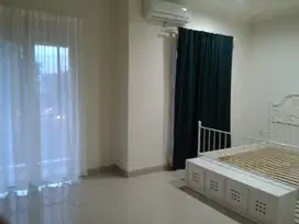 Rumah di sewa di cluster Pascal Gading Serpong