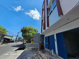 Ruko 3 Lantai Siap Pakai di Kerobokan Kuta