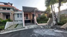 Dijual Rumah Mewah siap huni di Malang