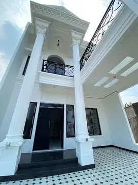 Rumah  Mewah Siap Huni Cibubur 3 Akses Tol 1,3 M