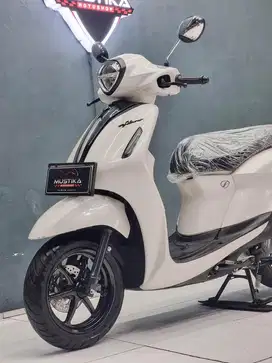 Seperti baru “Yamaha filano” - White 2023 - Wulan mustika