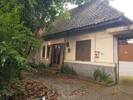 Dijual murah rumah di jalan pajajaran bandung