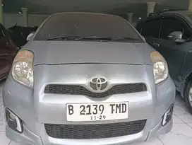 Toyota yaris e matic dp 3jt tahun 2012