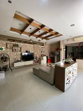 RUDY CEN Dijual Rumah di Casajardin 8x18 casa jardin  full renov